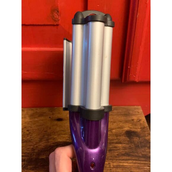 Bed Head Ceramic Waver for Beachy Waves Gen. 2 Purple Used One TIme EUC - Picture 3 of 5
